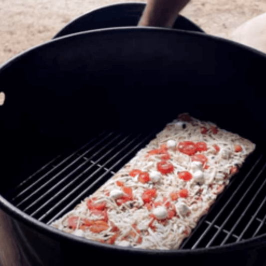 BBQ Pizza on a Pit Barrel!