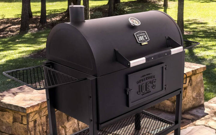 Judge Charcoal BBQ by Oklahoma Joe's Smoker