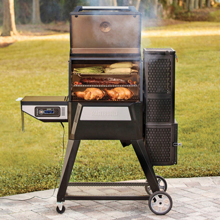 Masterbuilt Gravity Series 560 Digital Charcoal Grill & Smoker - BUNDLE